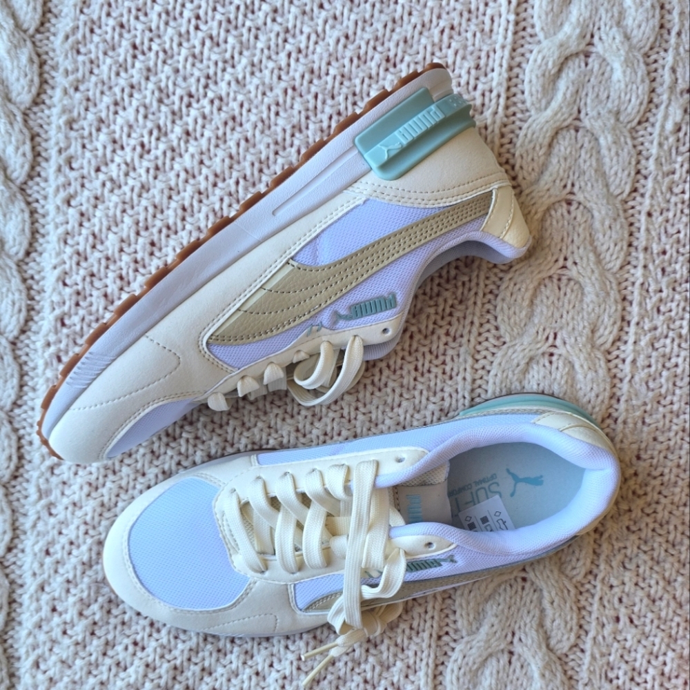 Puma Women's Beige And White Sneakers